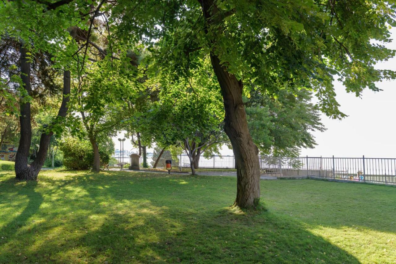 Oasis Park Hotel - New Managment Nesebar Bagian luar foto