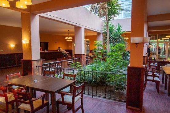 Oasis Park Hotel - New Managment Nesebar Bagian luar foto