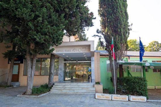 Oasis Park Hotel - New Managment Nesebar Bagian luar foto